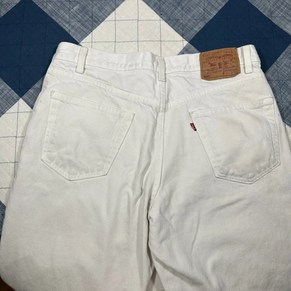 Vintage 90s Levis 550 Relaxed Fit Jeans White Denim Made in USA 36x30 00550-4841